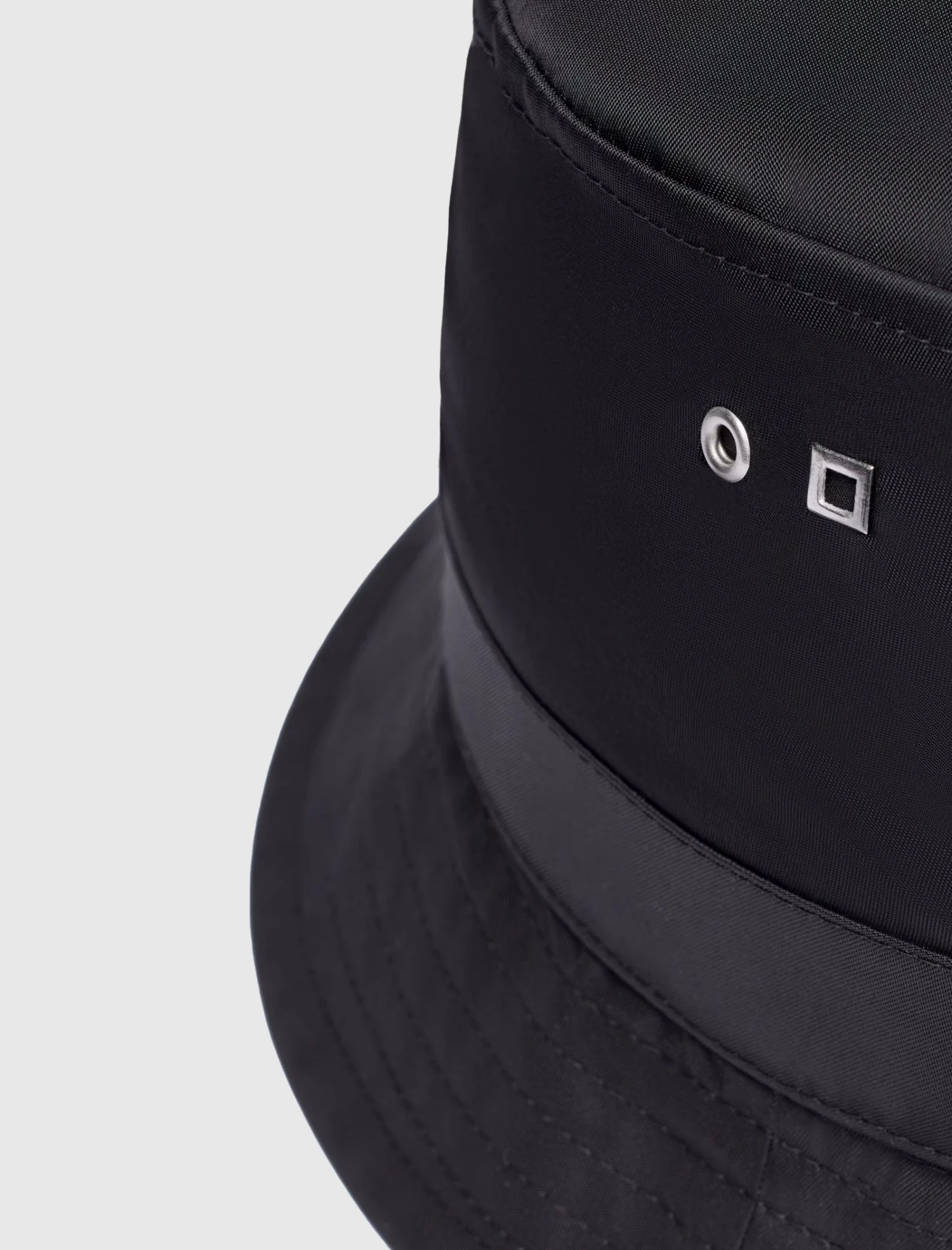 Jacquemus LE BOB OVALIE 4 Jacquemus LE BOB OVALIE - Image 4