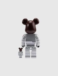 Medicom BE@RBRICK 007 JAMES BOND MOONRAKER 100% & 400% -Men Fashion 4530956617114 3