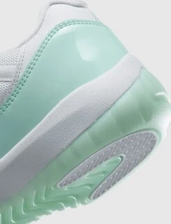 WOMEN'S AIR JORDAN 11 RETRO "IGLOO" 9 WOMEN'S AIR JORDAN 11 RETRO "IGLOO" -Men Fashion AJ11LOWIGLOO 3